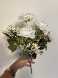 Bukiet RÓŻA Z DODATKAMI BIAŁA 43 CM