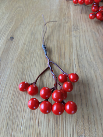 Głóg pik świąteczny czerwone kuleczki