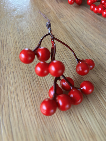 Głóg pik świąteczny czerwone kuleczki