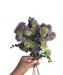 Bukiecik z bukszpanu i kwiatów sztuczny 34cm fiolet